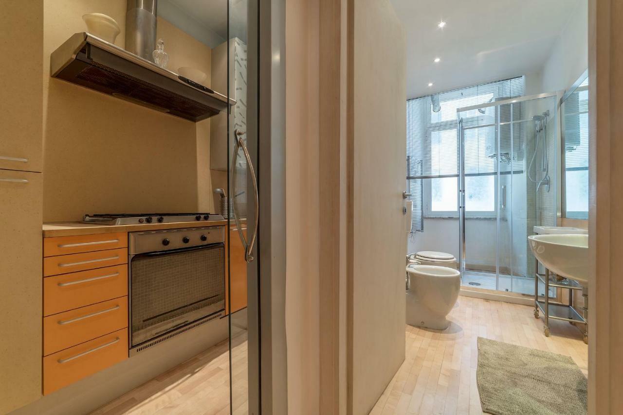 San Giovanni & Colosseo Roomy Flat Roma Exterior foto
